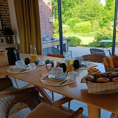 Côté Poules Bed & Breakfast Quesnoy-sur-Airaines